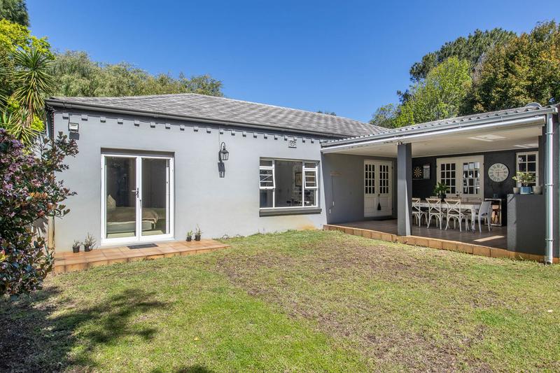 4 Bedroom Property for Sale in Constantia Western Cape